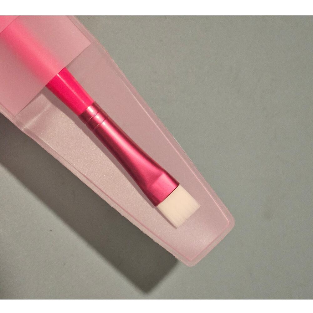 NEW Tarina Tarantino 65 Liner Brush in Pink Protective Pouch ~ DISCONTINUED